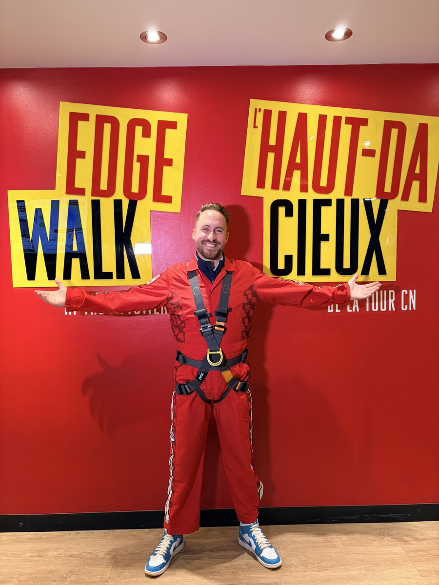 Ry_Bass's tweet photo. I think we’re doing this!!!! 👀 https://t.co/cU6CYm37Fp NOW!!! HOLY MOLY! #EdgeWalk @TourCNTower #CNTower https://t.co/gH3GjC7Klc