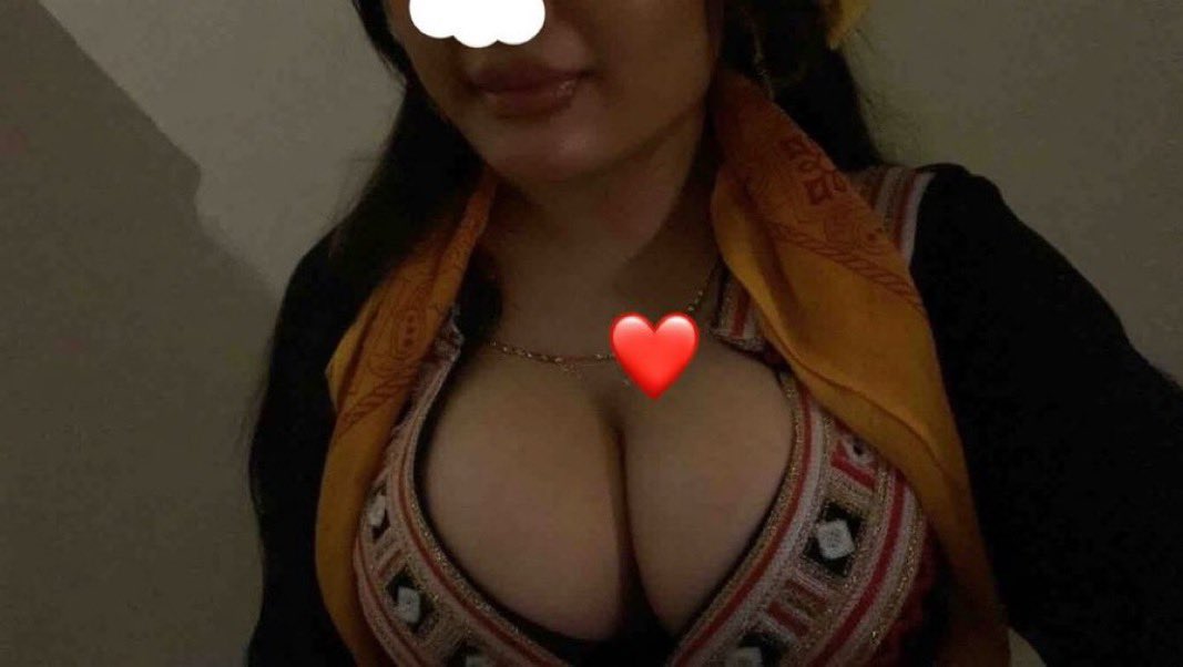 AngelR8oyal's tweet photo. وش سر جمال اجسام الجنوبيات والعسيريات بالاخص 🤯 #ديوث https://t.co/4nKjs2n7WM