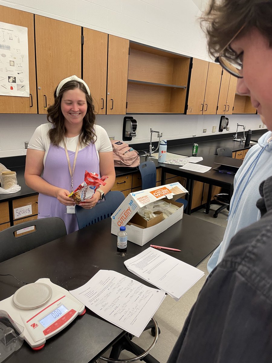 BVNW_Educators's tweet photo. This week physical science students in Mr. Blackburn, Ms. Heiman &amp; Mr. Smith’s classes did mass to volume conversions &amp; then used stoichiometry to scale down a cake recipe to make single-serving microwave cakes. What a delicious review! https://t.co/gkC5Kiu7Vt