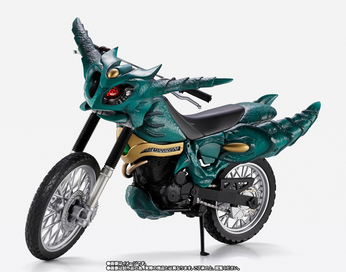 tokusatufig's tweet photo. 【仮面ライダーアギト】S.H.Figuarts「ギルスレイダー」可動フィギュア

【15日16時予約開始】
価格11,000円（税込）
2027年3月発売予定
https://t.co/UwmW8DxAUA
 #SHFiguarts #仮面ライダーアギト https://t.co/bKYwXyQJJW
