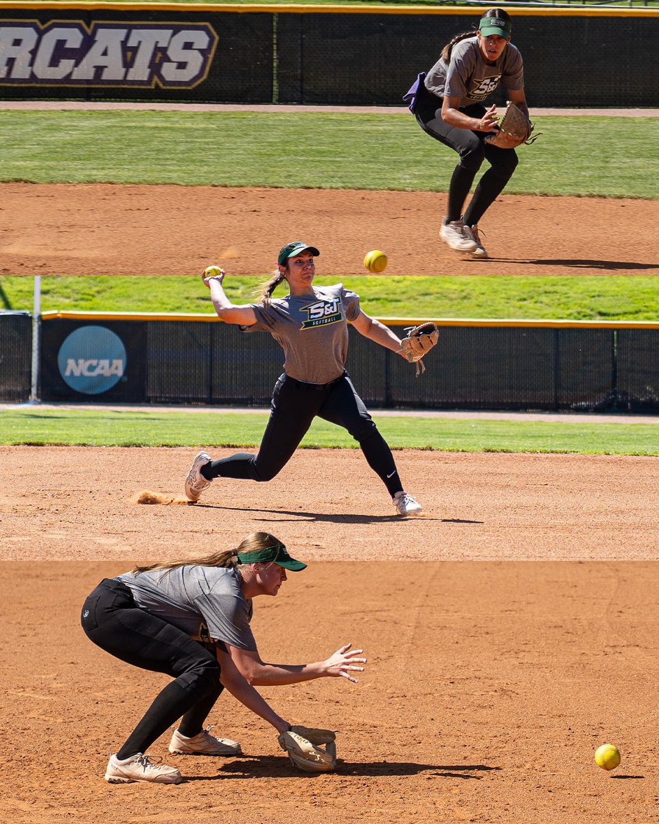 minersports's tweet photo. ALMOST THAT TIME🥎😤⏳

#MinerPride | #MidwestRegional https://t.co/gwgu5Wc9N2