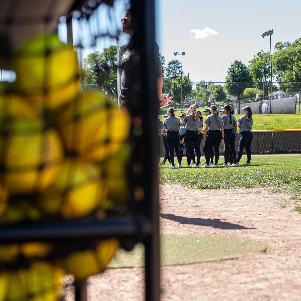 minersports's tweet photo. ALMOST THAT TIME🥎😤⏳

#MinerPride | #MidwestRegional https://t.co/gwgu5Wc9N2