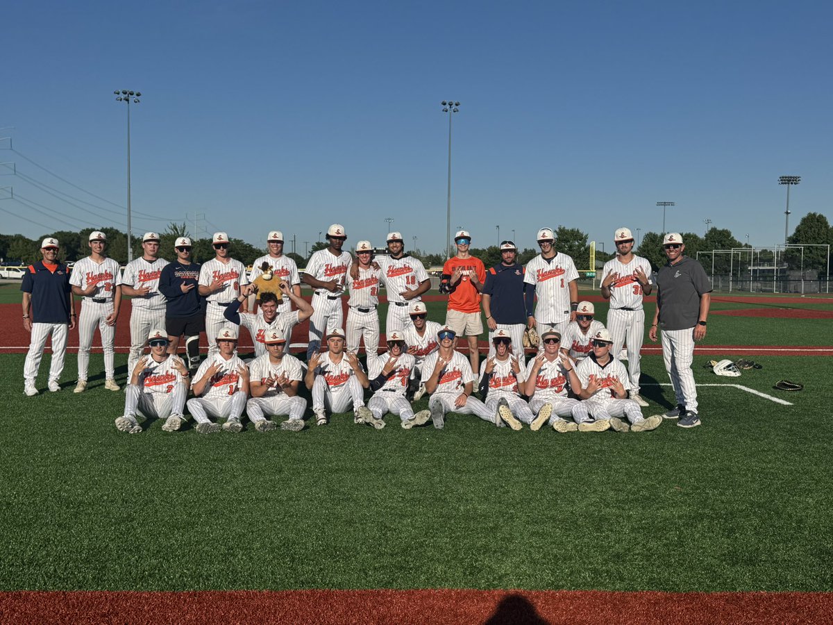 OEastAthletics's tweet photo. Hawks Win!  Hawks Win!  Olathe East beats Spring Hill 2-1 in a great high school baseball game.  On to post season play.  @OlatheEastHawks @OEHawksBaseball https://t.co/CopiylwnZn