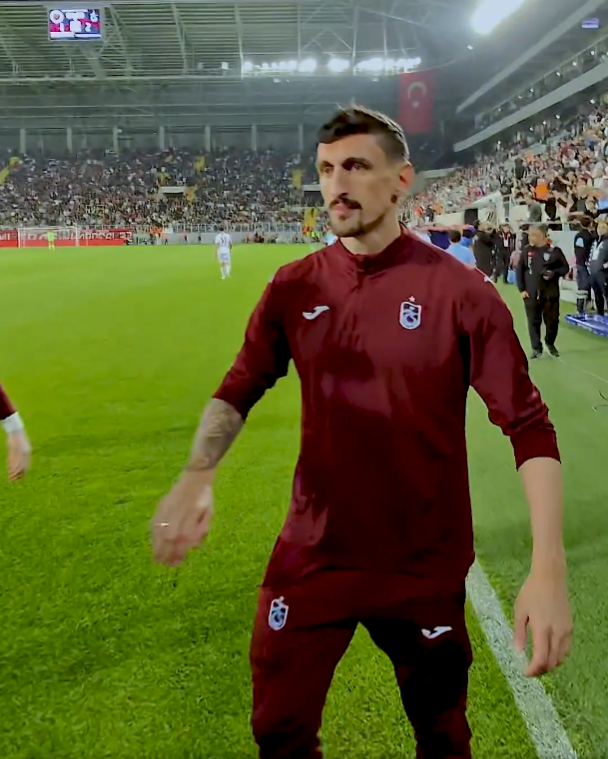 mehmetsch's tweet photo. @Trabzonspor https://t.co/vF6SBAvohZ