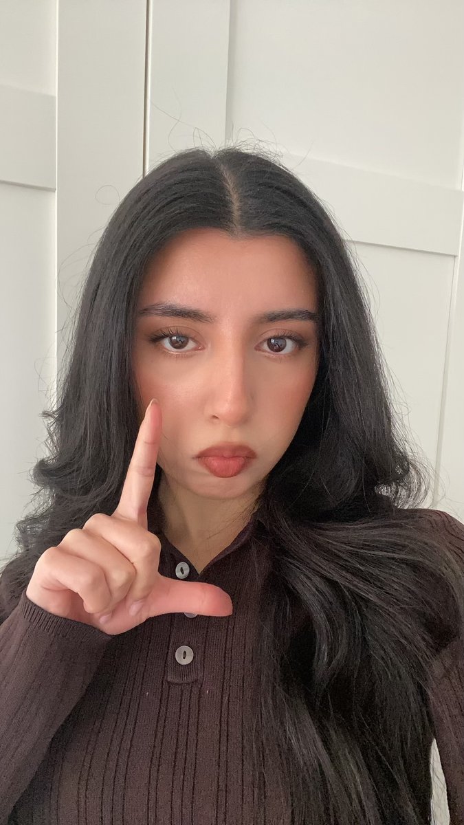 princess ash 𝜗𝜚 tweet media