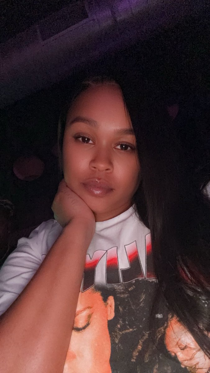 Poodah_Lee's tweet photo. Happy birthday to my soon to be wifeyyyy. 🎉🎊 Many wishes, Many blessings, Many more years of life to come my love. I love you keep striving and keep being unapologetically you. https://t.co/UEVqD4onfg
