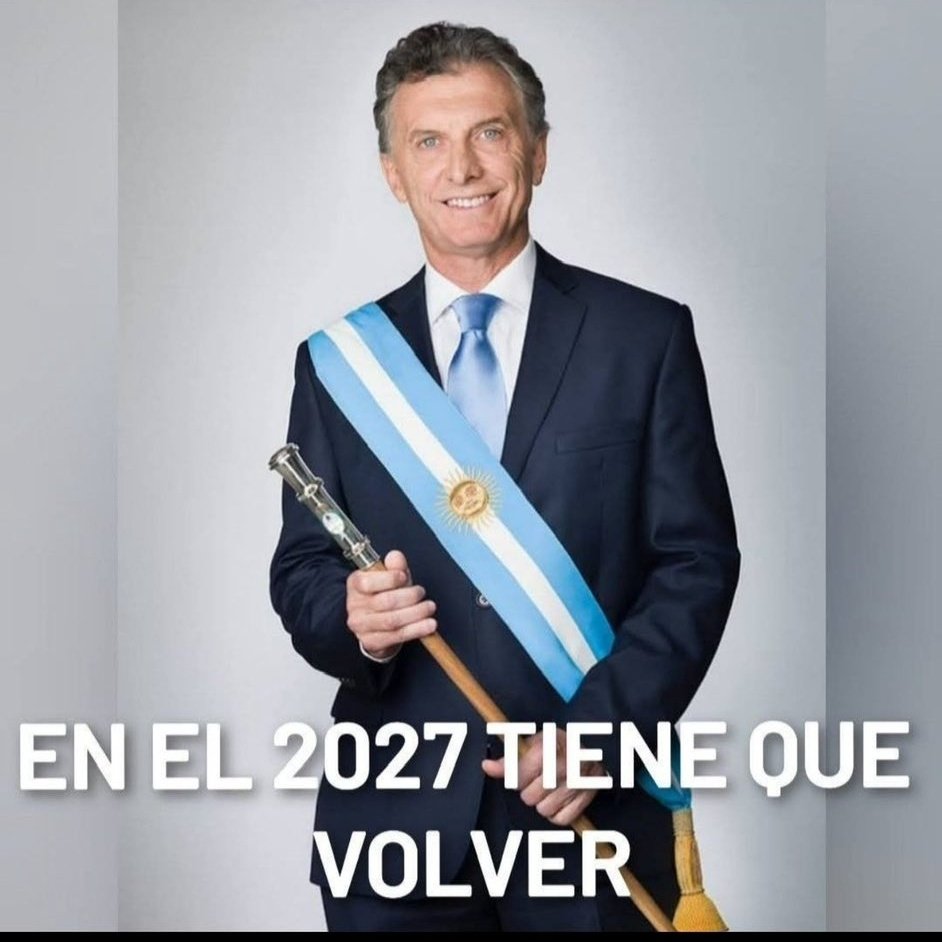 Efectoiguacel's tweet photo. No es casualidad, es causalidad. #Adorni #AdorniAlHorno #AdorniNoRenuncies llegaron juntos con #Milei, se van juntos el 2027, muerto el rey, viva el rey. FIN https://t.co/pSS1QJnCaw
