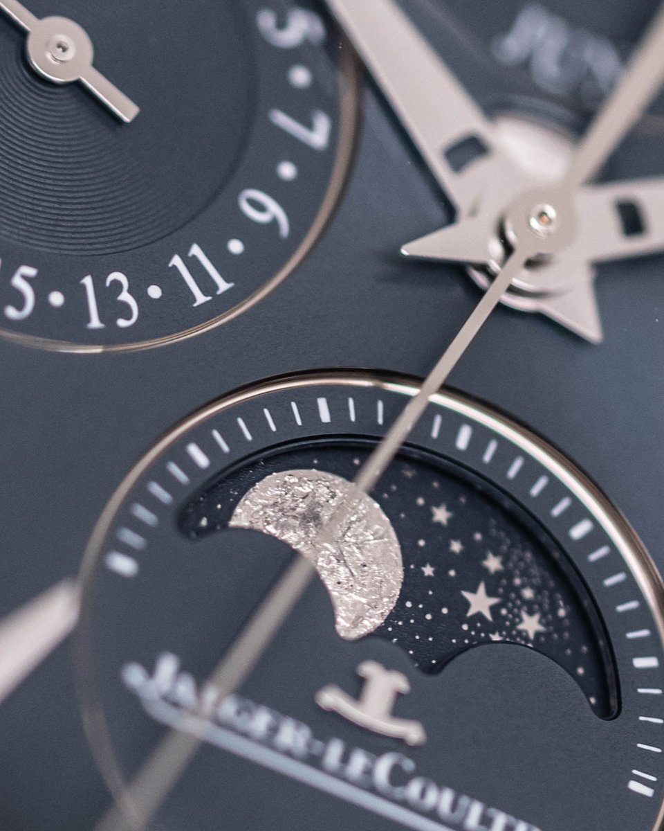 baldassarreted's tweet photo. Jaeger-LeCoultre Master Control Chronometre Collection: What You Need to Know

Learn more here: https://t.co/7Le87P2Y6b

New movements, a new bracelet design, and the debut of Jaeger-LeCoultre’s new HPG certification standard mark a major evolution for the Master Control lineup. https://t.co/YwSo19B2gf