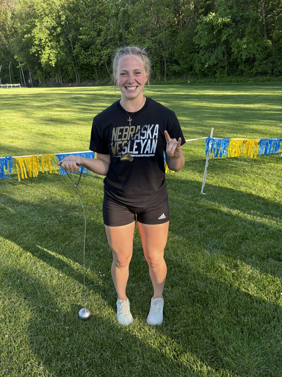 nwutfxc's tweet photo. 🚨Freshman Record🚨

Makenna Meyer starts the week off by breaking the freshman record in the hammer with a throw of 51.57m! That mark is also 6th in school history!

#nwutf #pwolfnation https://t.co/KGVsU4EyUT