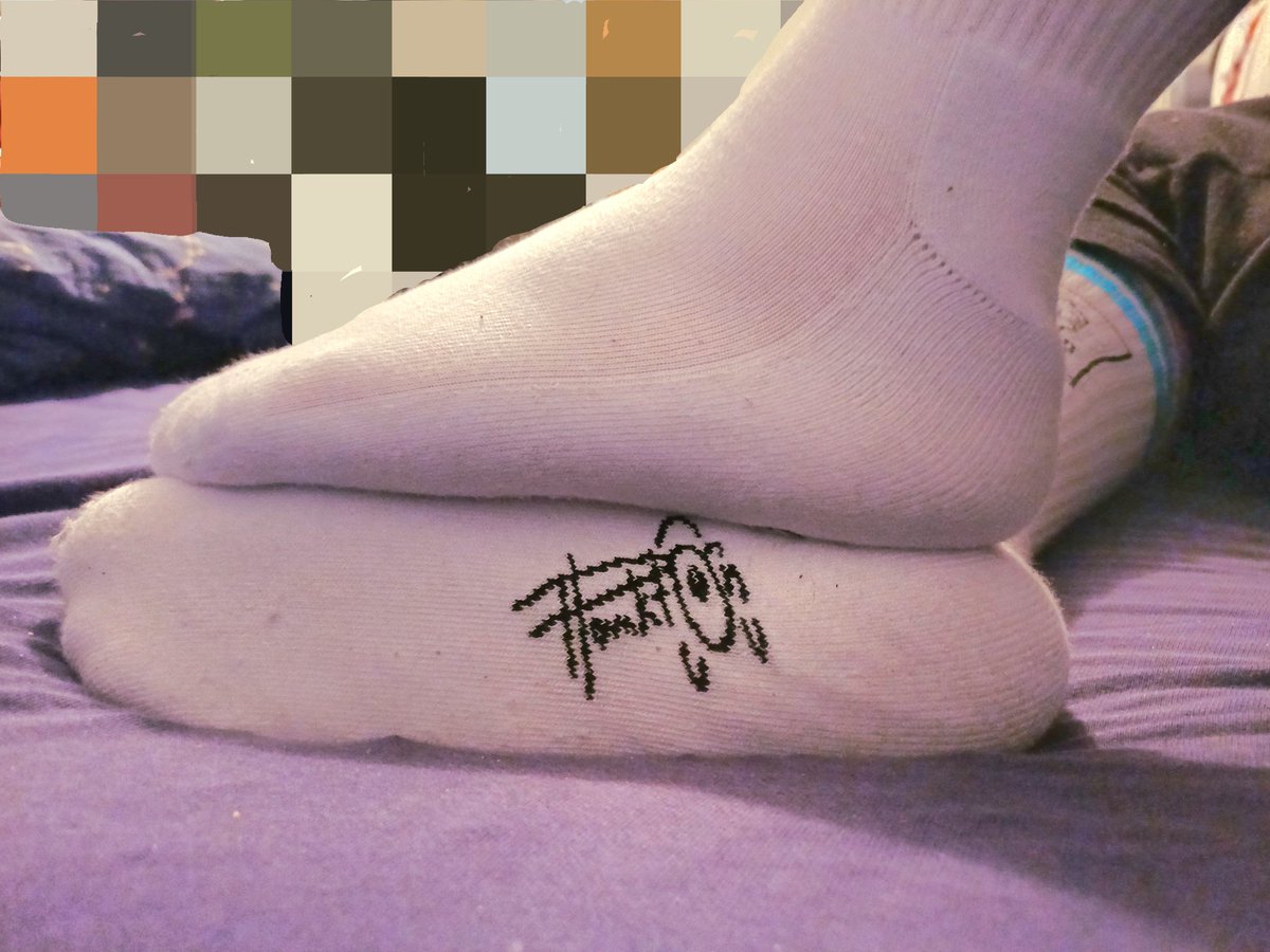 Sockslover97's tweet photo. My first pictures of me in my #Whitesocks #whitesocksfetish #white_socks #Socks #socksfetish #malefeet #malefeetfetish #sexysocks #photography https://t.co/EjEUQQHEfO