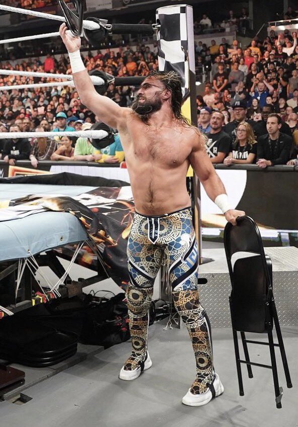 MichaelSFNR1's tweet photo. Rollins Fastlane 2023 gear is one of my personal favorites of his. https://t.co/hKRbX7aWXy