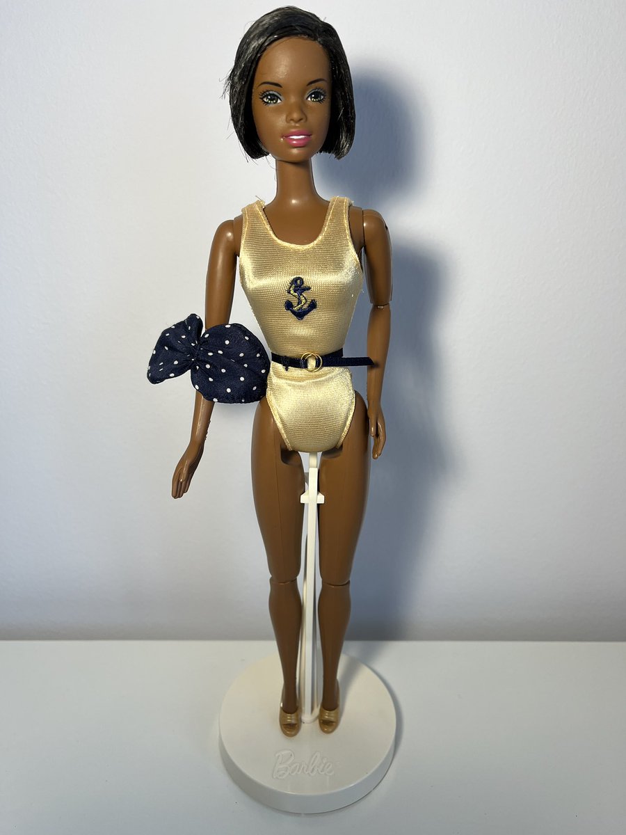 anonymouskendol's tweet photo. Mattel Barbie Bootcamp
Fashion Pack: All Decked Out
#barbie https://t.co/oyeSx6LXWp