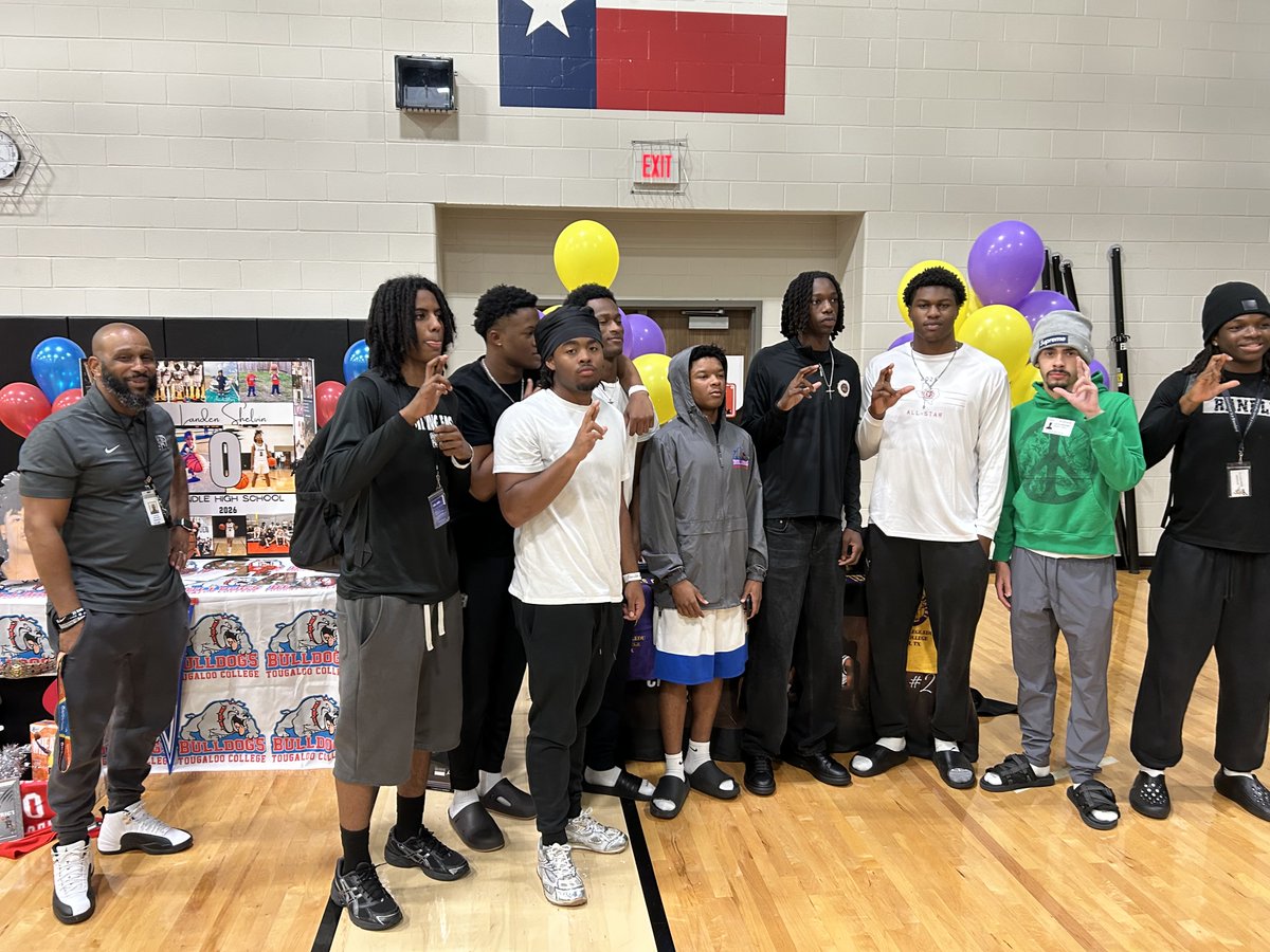 Randle Boys Basketball tweet media