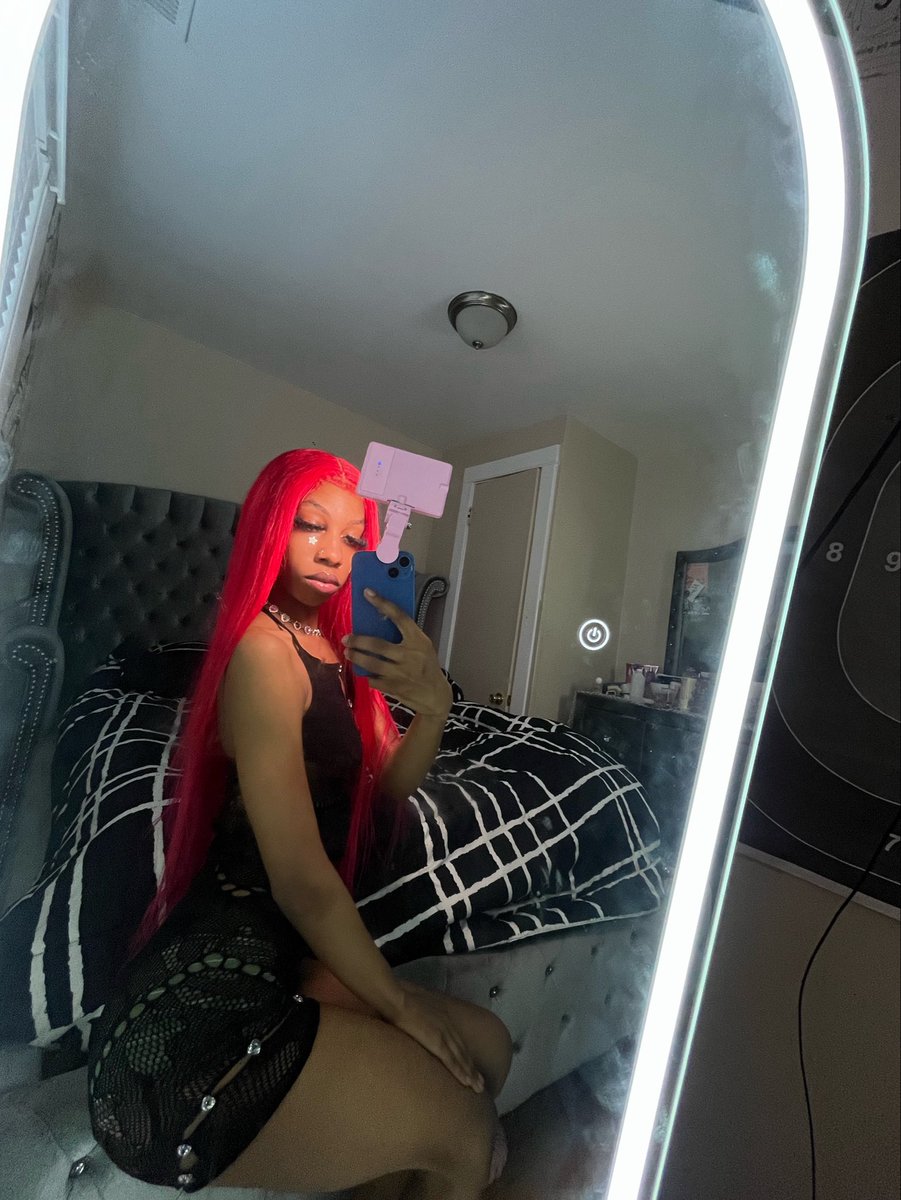 slimthickmari tweet media