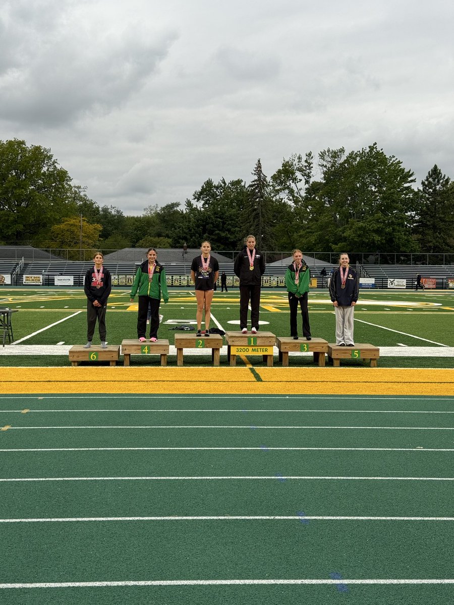 RunAmherst's tweet photo. Your top Girls 3200 finishers at SWC Championships! @Ohio_SWC https://t.co/7W53S5iJDg