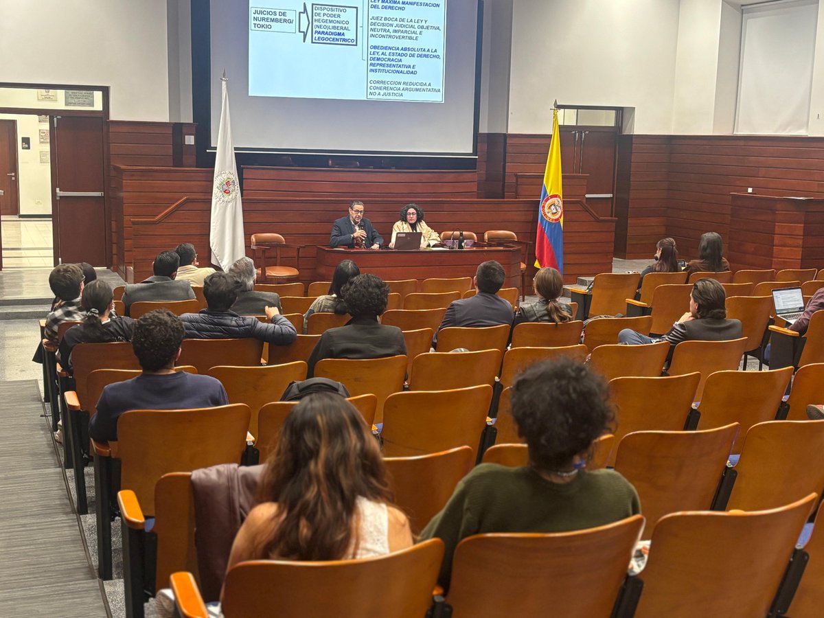 fdcps_unal's tweet photo. #EventosFDCPS Hoy, en una nueva Conferencia Doctoral, el Prof. @OMejiaQuintana expone su “Teoría crítica del derecho en la Escuela de Frankfurt” ¿Cuáles son los puntos clave? 👉🏻 | 📱 Transmisión: https://t.co/4ucHA7WVMk | 📍 Edificio 201 de @BogotaUNAL https://t.co/X4S2Cn90Mm