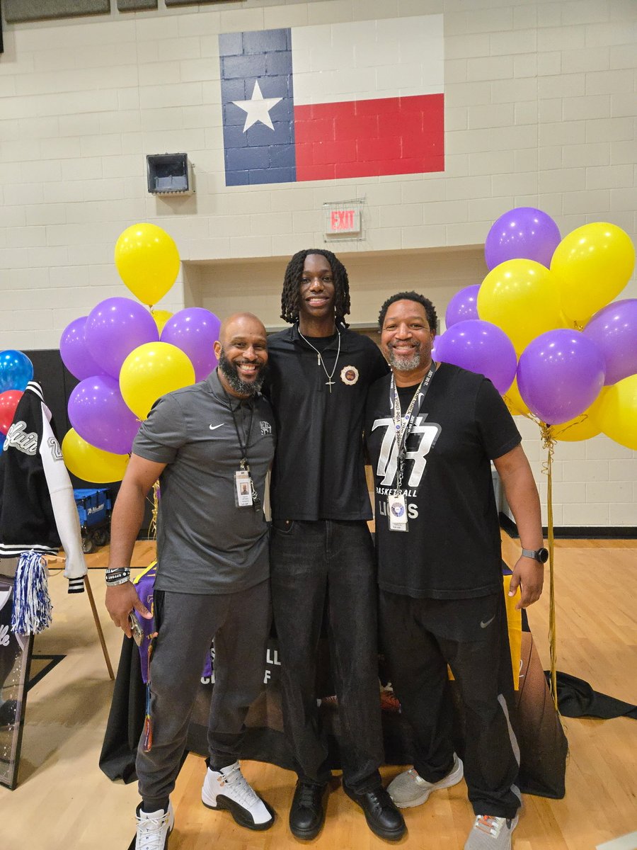 Randle Boys Basketball tweet media