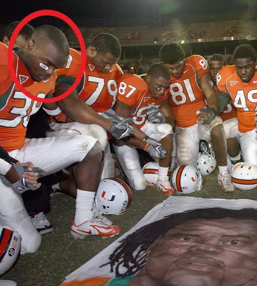 DecoldestCPA's tweet photo. @RCCTigerFB @2ezyvasquez @JaredDoolittle1 @GWUFootball @CoachKevinCraft @CoachPaychek Acting like RCC did anything for him is crazy. You guys tried literally everything you could to keep him off the field. Sad world we live in. Literally this photo ⬇️ https://t.co/fNGrroxpeH