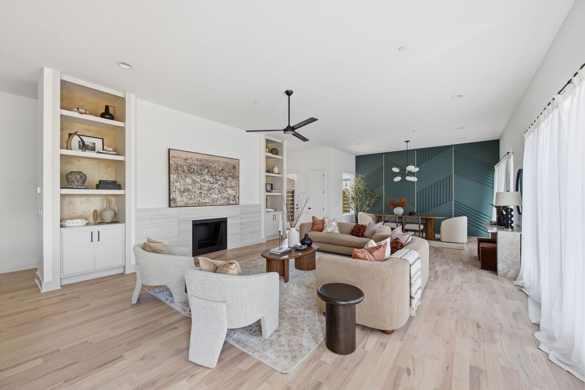 ParosGroupllc's tweet photo. The rooftop deck is the showpiece of this Southside Ave home—skyline views, hot tub hookups, wet bar, game room. Below, a chef's kitchen opens to expansive living spaces. Minutes to Downtown, 12 South, and The Gulch. https://t.co/E22VYD9jhD https://t.co/alUiOsgQlL