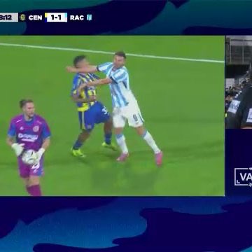 Premier_criolla's tweet photo. LA POLÉMICA DE LOS PLAY OFFS 🚨

Adrián “#Maravilla” #Martínez fue expulsado a instancias del #VAR por un supuesto “golpe en la cara con el antebrazo”

¿Qué opinan? #roja https://t.co/82d290kJW2