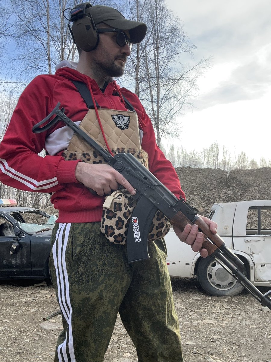 Jankobear's tweet photo. The Slav Returns 🪆#slavic #russia #poland https://t.co/ucHdvndtCr