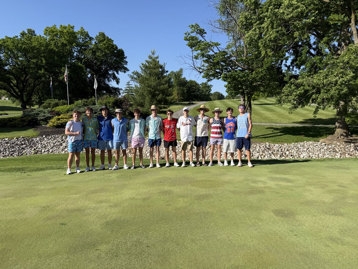HowellGolf's tweet photo. We sent 12 golfers (2 teams of 6 golfers divided into pairs) to the Troy Scramble today. A fun time was had by all! 

Team Blue shot Even 
Team Gold shot +5

Andrew Vaughn and Gannon Harris were individual tournament co-champs shooting -6 as a duo! https://t.co/7Wmr9kVfvf