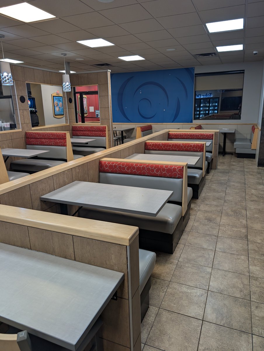 ghaaast's tweet photo. Local Dairy Queen looks like this now 😔 https://t.co/sAikqizUTx