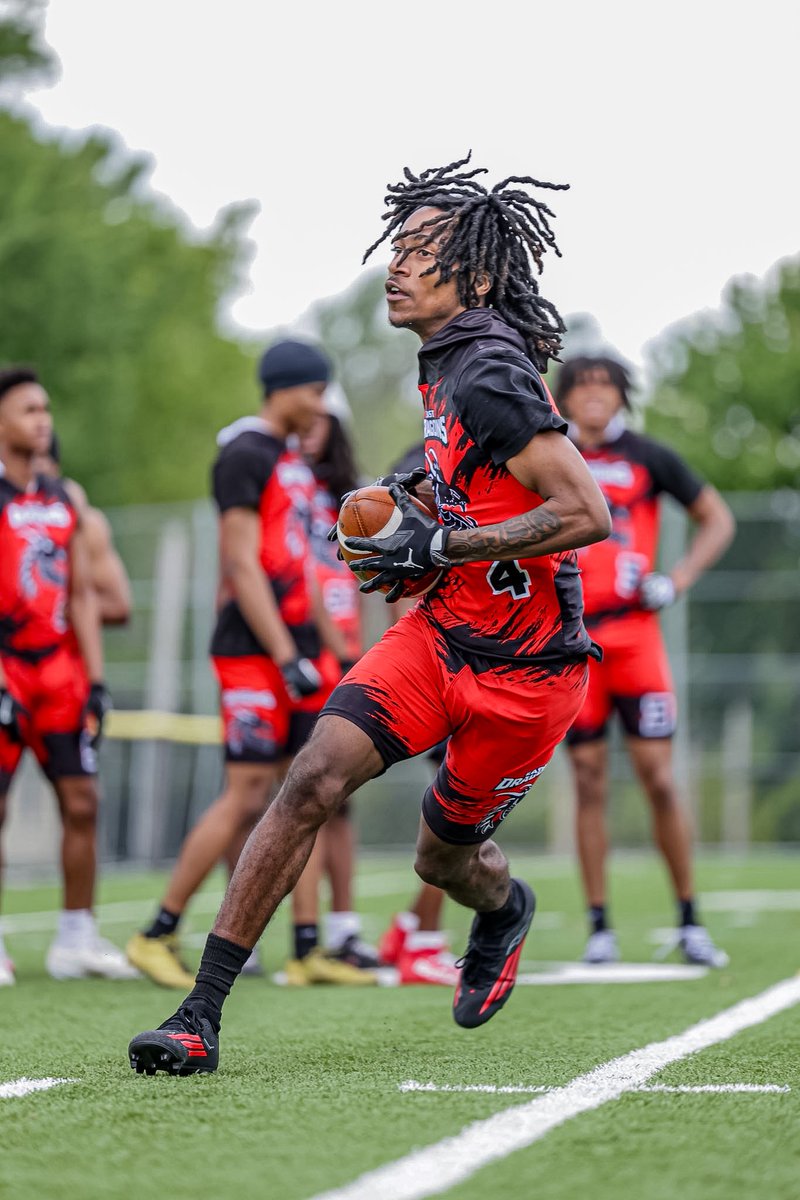 buntate09's tweet photo. Showcase🐉 senior season⏳ ⏳ https://t.co/fm4logOcIR