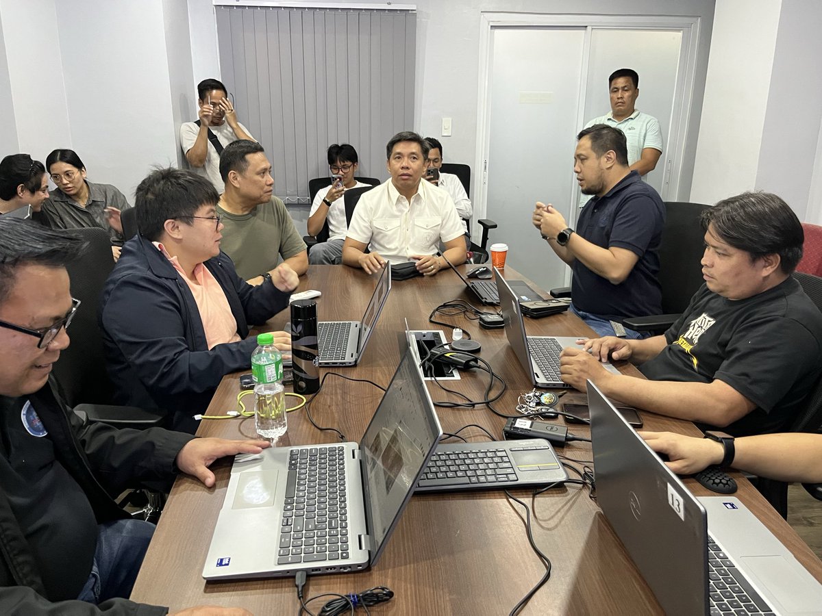 Sec_HenryAguda's tweet photo. Simula kagabi, nakaalerto ang Department of Information and Communications Technology (DICT) at Cybercrime Investigation and Coordinating Center (CICC) upang tiyakin ang kaligtasan at kaayusan ng online space kasunod ng mga nangyari sa Senado.￼ https://t.co/HYgD50dDVZ
