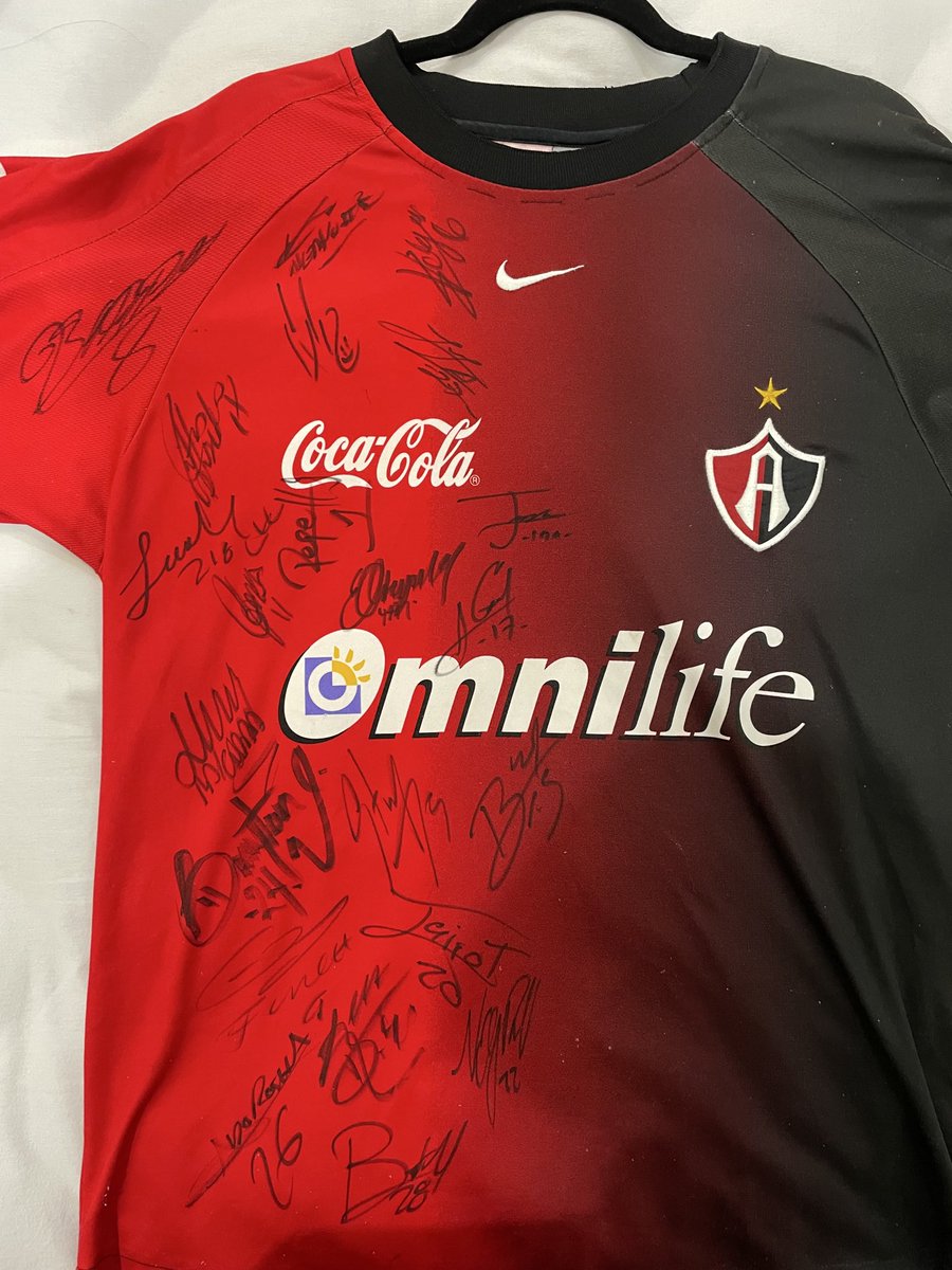 uliseslazaro's tweet photo. @Grajales7 Firmada por Atlas que rompió la racha de los 70 años!!! https://t.co/FtWn7PlR5P