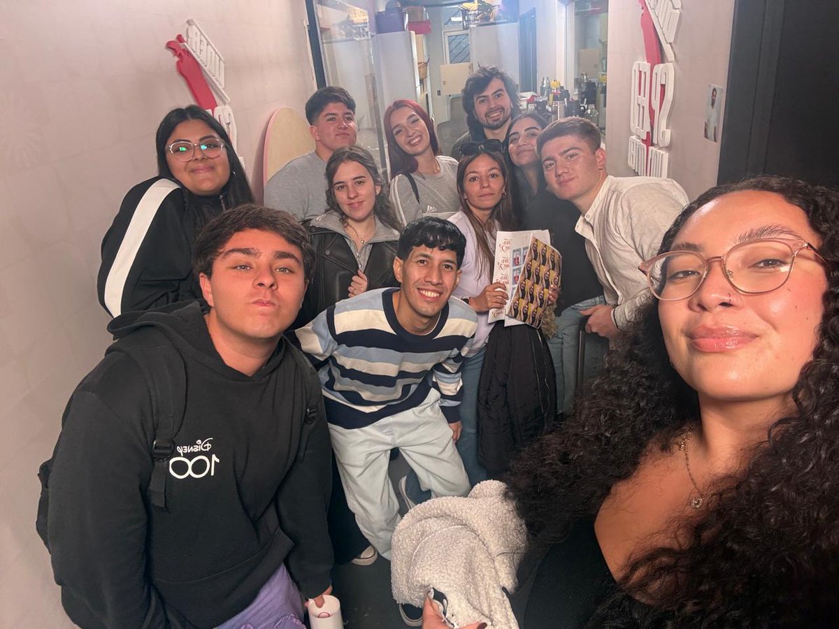 Chismesconuri's tweet photo. MANUCHIS TE AMAMOS 🥺❤️‍🩹

#PatriaYFamilia @manuchicarba https://t.co/gVOz4fTJrS