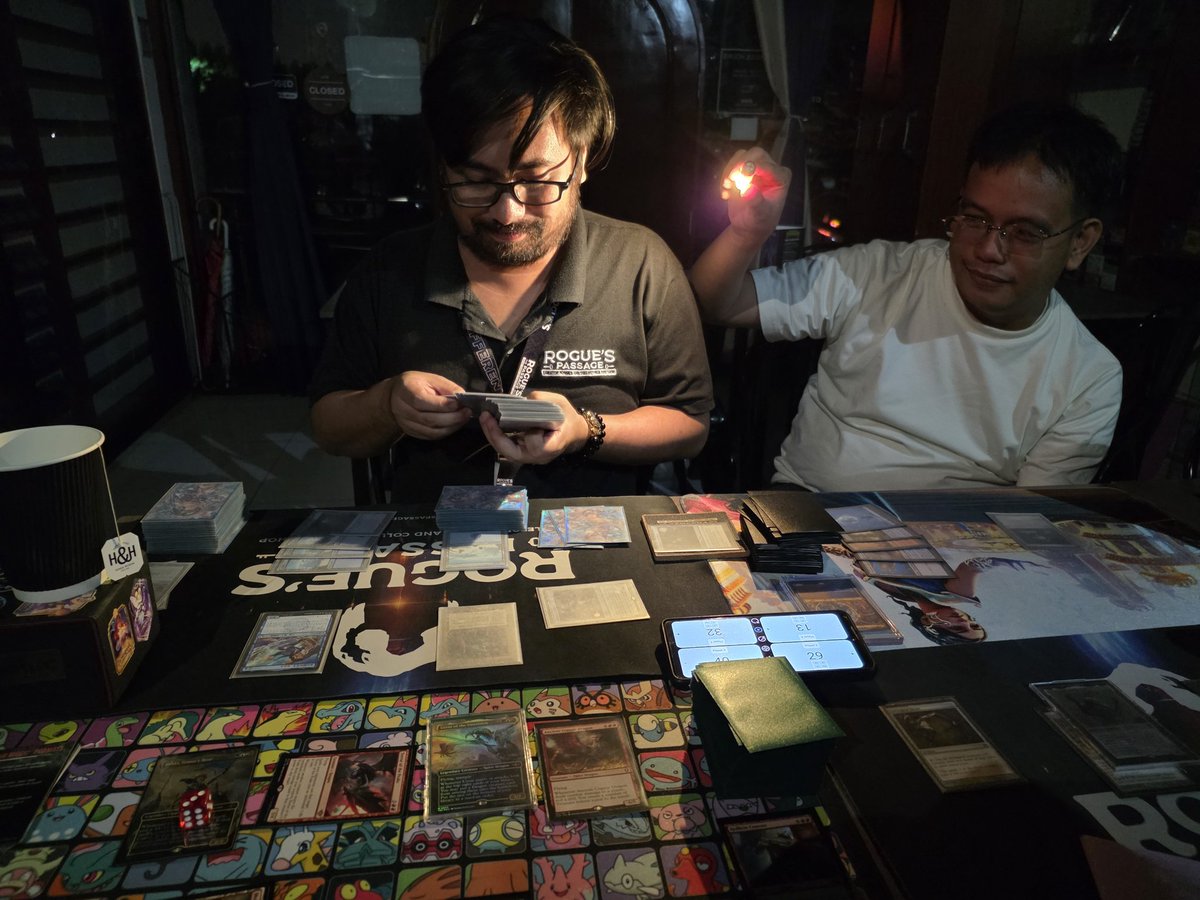 PrimeTimeWiz's tweet photo. The Philippines is currently experiencing rolling blackouts, this has not affected TCG players at all 😆 https://t.co/3gHz9MazTX