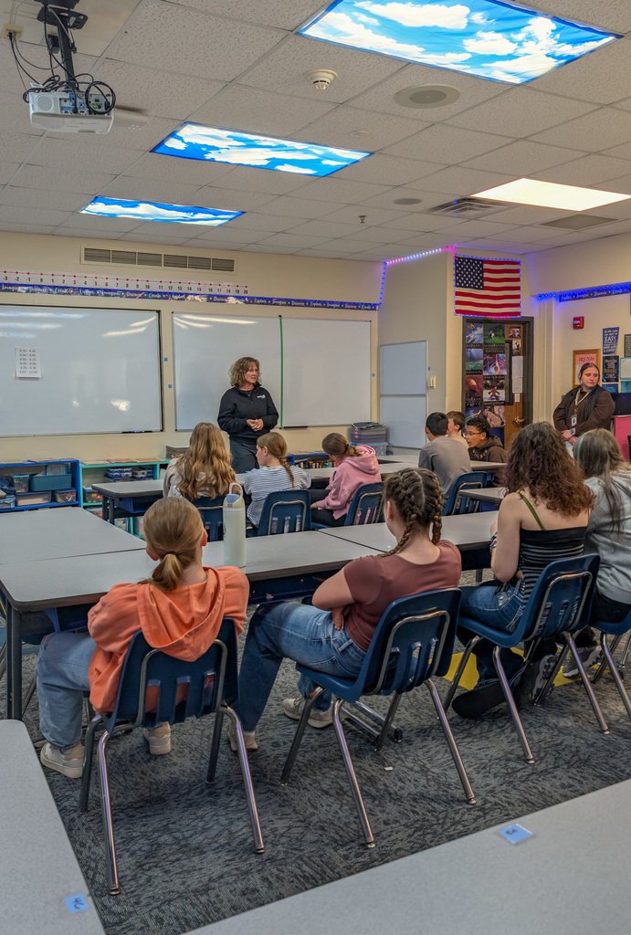 AberdeenHMS's tweet photo. On Wednesday, 8th graders at Holgate Middle School got to learn about careers in a variety of industries! Thank you to the local professionals who gave these presentations to our students! #AberdeenPublicSchools #GoEagles 💙🦅💛 https://t.co/dmHls2w7ft