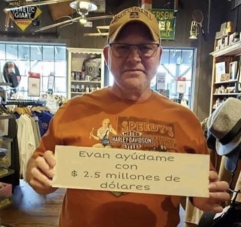 evankaterose8's tweet photo. Am helping people from any country you are from . Inbox 📥 me right now if you seriously need my help to pay 💰 for your bills 💵. https://t.co/rQT6yen7yW