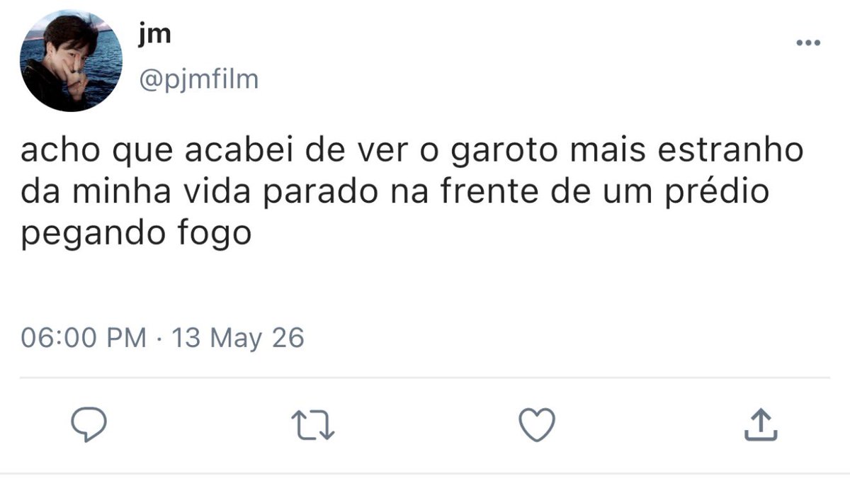 pjmsun13's tweet photo. #Jikookau onde:

Toda cidade entra em caos na noite de 30 de outubro.
Carros queimados.
Blackouts.
Perfis anônimos.
Desaparecimentos.

E todo ano alguém recebe a mensagem.

“See you on Devil’s Night.”

E Jimin virou o alvo da vez. https://t.co/kZbQWHs1Js