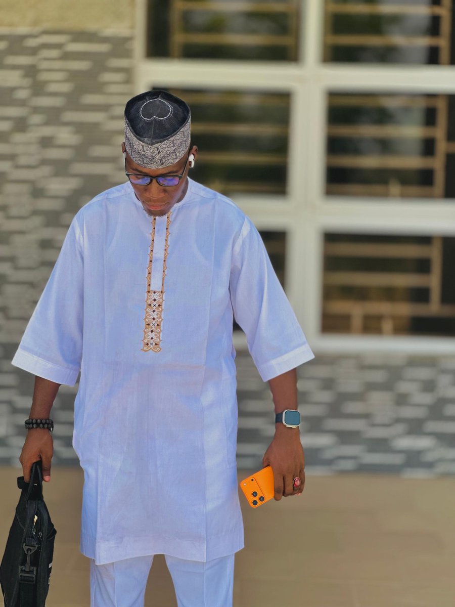 Ikramata_A's tweet photo. It's my Birthday   🎂 🎊🎂

I'm +1 -1 today 

On this special day of my birthday, I seek refuge in the perfect words of Allah from every devil, every harmful creature, and from every evil eye.

O Allah, grant me goodness in this world and goodness in the Hereafter 🤲🙏🤲 https://t.co/QDLyAlvEUV