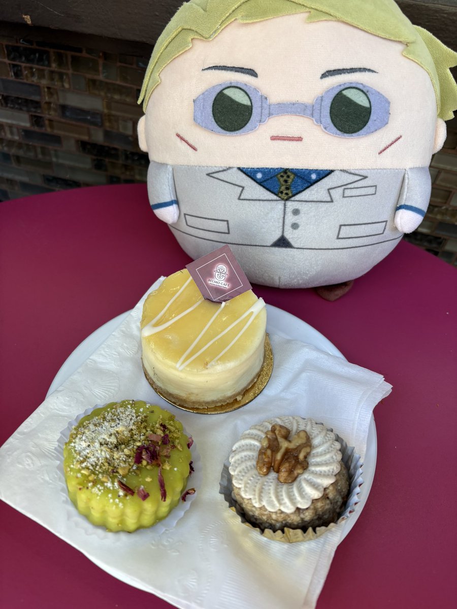 kenoyollo's tweet photo. he gets to eat a lot of good food https://t.co/8hpWu7Eksl