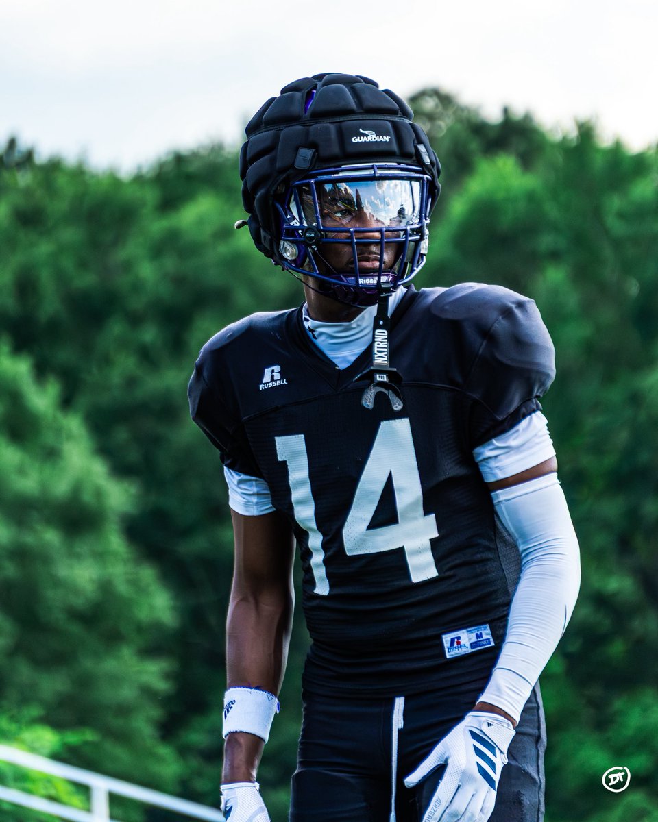 TheDylanWilder's tweet photo. Spring game :May 15th Heidelberg high school 7pm 
@BurgBuiltFB 
#RecruitMe https://t.co/Gm5CNELic1