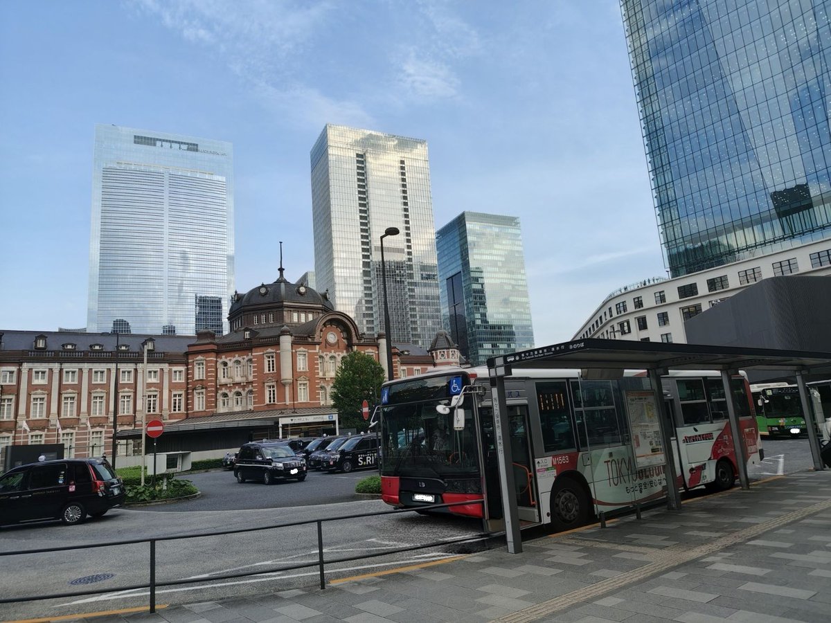 ENDLESS1963's tweet photo. バスのある風景
東京駅
#東急バス
#くらしの足 https://t.co/7frNeRj3Nq