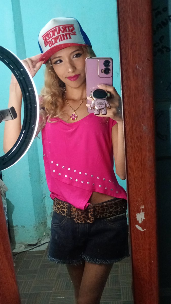 ChieriJoy's tweet photo. Original pictures for the photoshoot of my comeback single "The Signal".
Nothing fancy here, no A.I, just me and my cellphone camera in my room.
Thanks for the 1k streams in one week!
.
#TheSignal #Comeback #Gyaru #Photoshoot #Music #Singer #IndiePop #Alternative #ChieriJoy #JOY https://t.co/IHJkUVUTq9