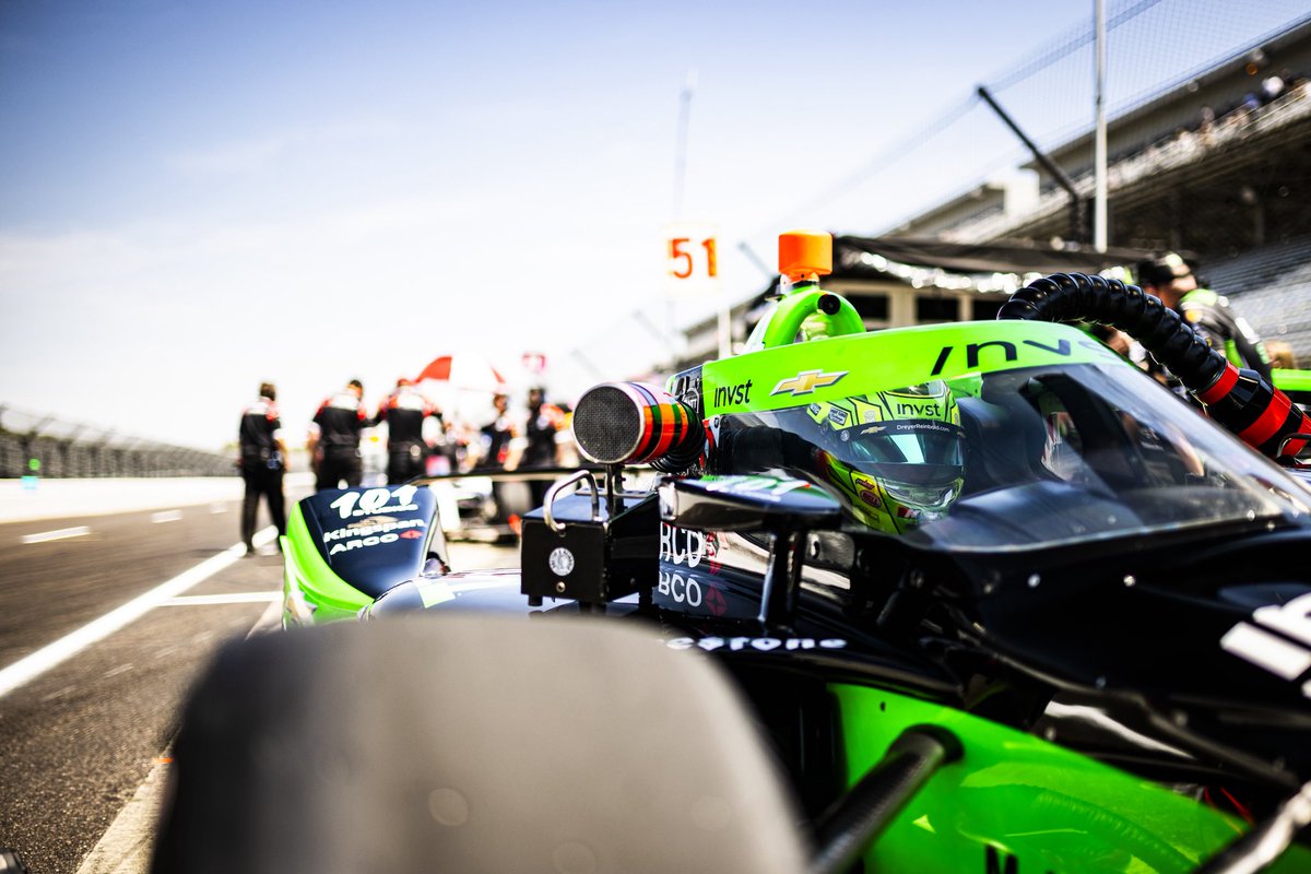 jack_harvey93's tweet photo. Steady progress.  @DreyerReinbold has brought us some proper wagons for the month.   Tons of behind the scenes effort the last year, super thankful for this group!

#INDY500 #INDYCAR https://t.co/lR3QavxbnC