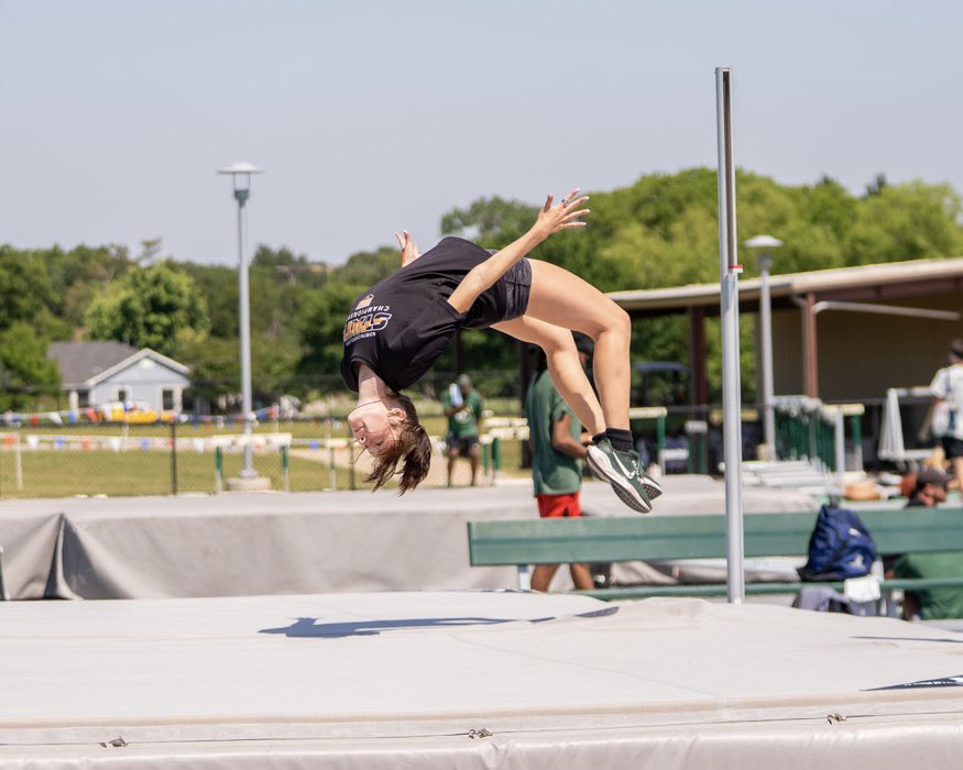 CharlotteTFXC's tweet photo. Final preparations in Denton 🤙🏻 https://t.co/zcOjT4c1TD