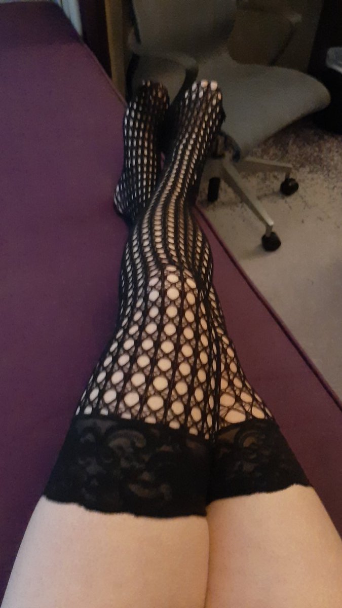 LiL74240's tweet photo. 昨日约了兩個大隻仔玩？今晚又來過？租了兩晚酒店放鬆一下先？不知道今晚有冇人出來？OO後妹妹來了？大家記得同我分享下and 轉發呀! https://t.co/4R2git1RRq