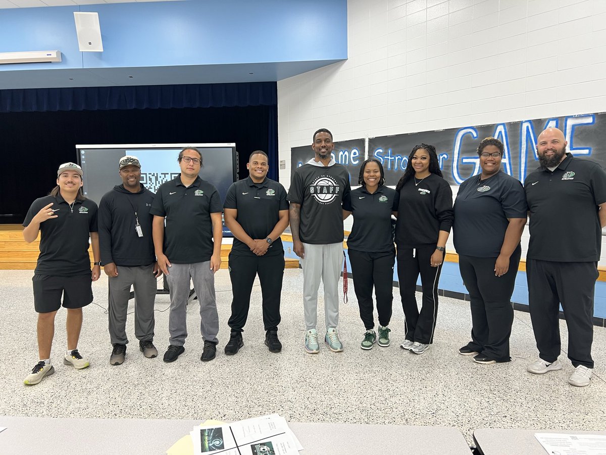 HHS_Canes3333's tweet photo. Special thank you to these Coaches for attending the Future Hurricane Event at Lake-O tonight. If you missed it, please email me for info at Jasmine.brewer@fortbendisd.gov. https://t.co/WKzmO27OGl