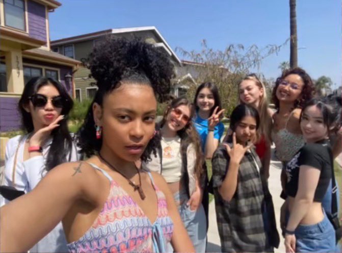 adéla’s diary tweet media