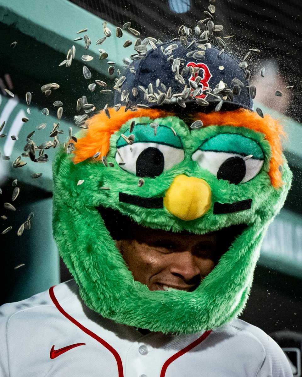 Red Sox tweet media