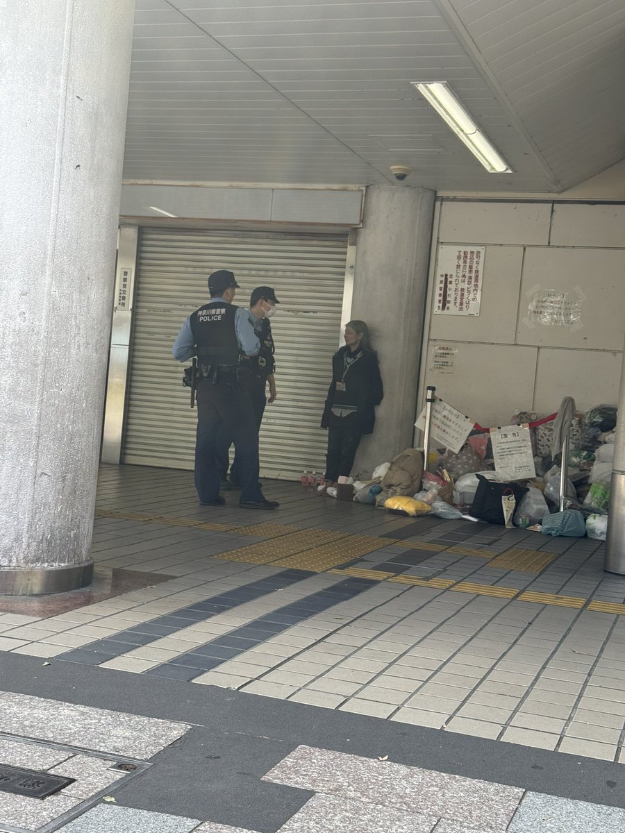 ろいちLFA@大阪駅財布盗んだ奴出てこい tweet media