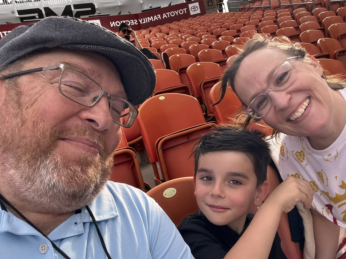 RSLRandomFanPodcast tweet media