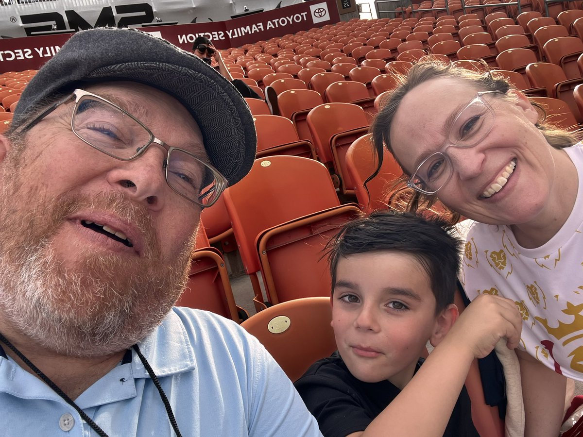 RSLRandomFanPodcast tweet media