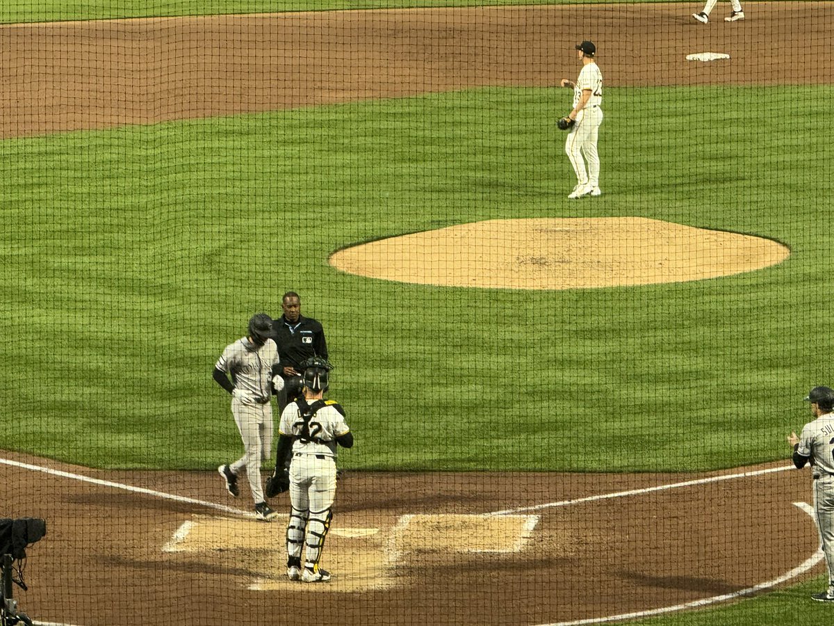 dsjawn's tweet photo. @HomeRunPredict https://t.co/T8onsyAWIx